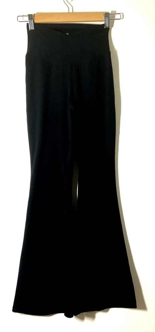 YogaLicious Black Crossover 7/8 Flared Pant- Size XS